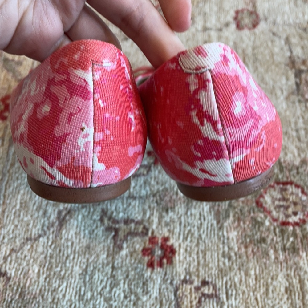 Coach-Pink Floral Flats with bows-6.5B - Picture 3 of 9